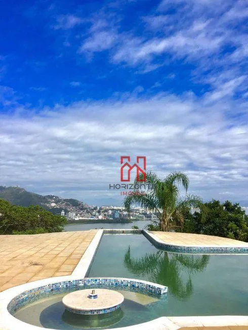 Foto 1 de Casa com 6 Quartos à venda, 2087m² em Joao Paulo, Florianópolis