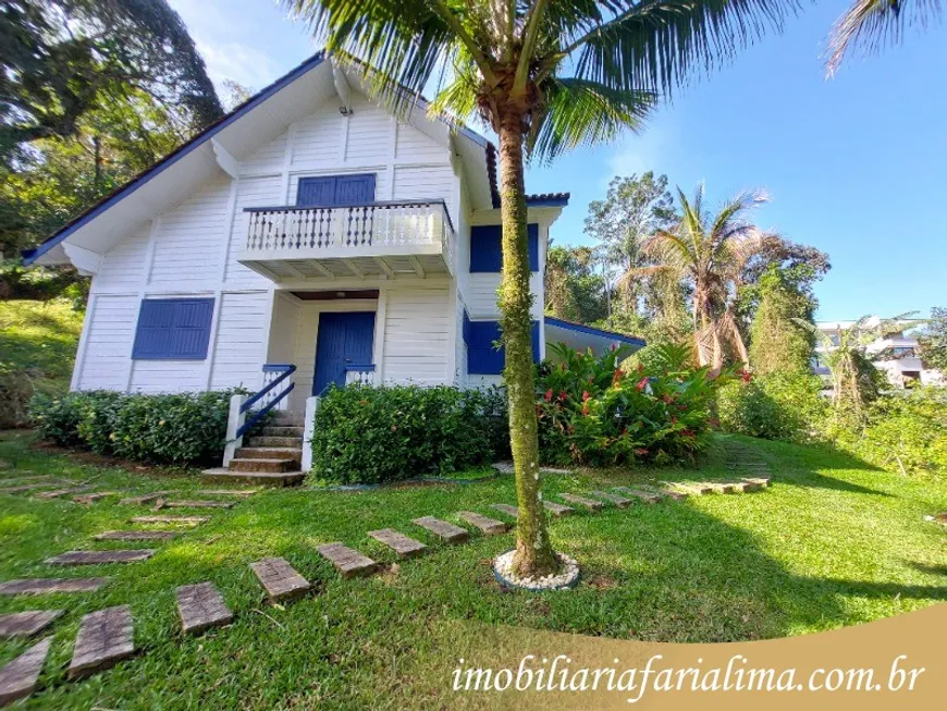 Foto 1 de Casa de Condomínio com 4 Quartos à venda, 174m² em Praia Santa Rita, Ubatuba