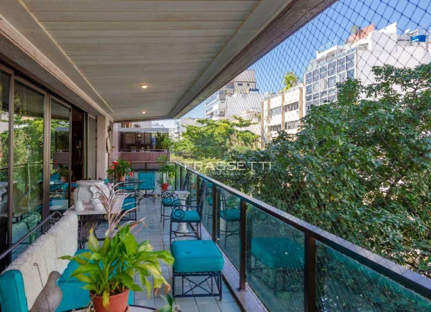 Foto 1 de Apartamento com 4 Quartos à venda, 200m² em Ipanema, Rio de Janeiro