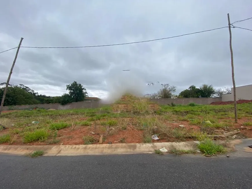 Foto 1 de Lote/Terreno à venda, 330m² em Vila Capuava, Valinhos