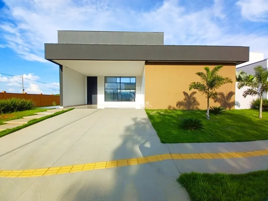 Foto 1 de Casa de Condomínio com 4 Quartos à venda, 319m² em Residencial Goiânia Golfe Clube, Goiânia