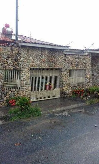 Foto 1 de Casa com 4 Quartos à venda, 200m² em Cecap, Lorena