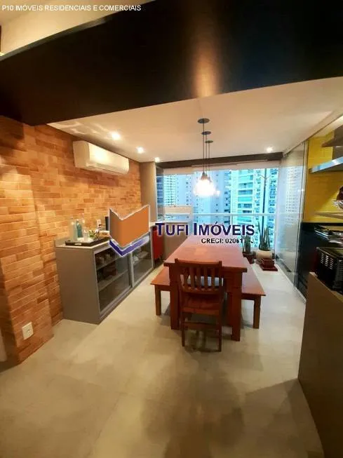 Foto 1 de Apartamento com 2 Quartos à venda, 77m² em Panamby, São Paulo