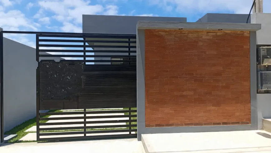 Foto 1 de Casa com 3 Quartos à venda, 76m² em Balneario São Pedro, São Pedro da Aldeia