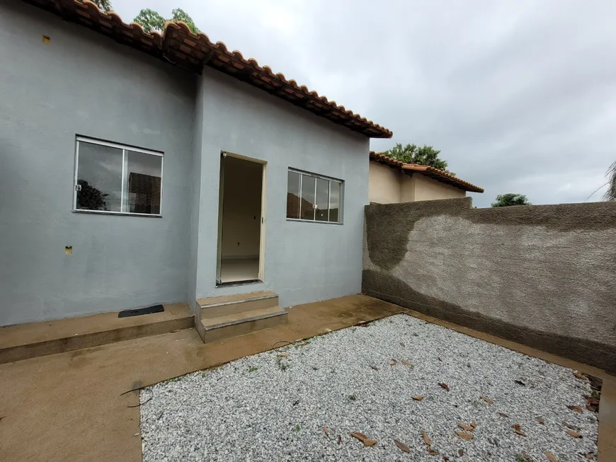 Foto 1 de Casa com 2 Quartos à venda, 60m² em Alvorada Industrial, São Joaquim de Bicas