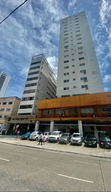 Foto 1 de Apartamento com 2 Quartos à venda, 124m² em Piedade, Recife