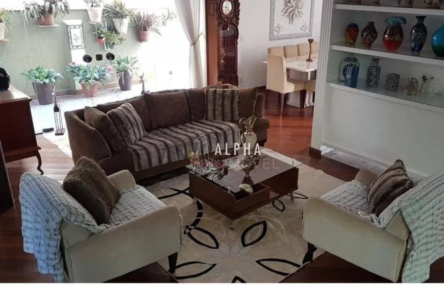 Foto 1 de Casa de Condomínio com 4 Quartos para venda ou aluguel, 558m² em Res.Tres Alphaville, Santana de Parnaíba