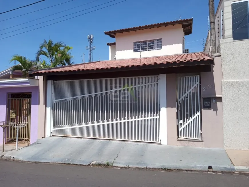 Foto 1 de Sobrado com 3 Quartos à venda, 219m² em Vila Rancho Velho, São Carlos