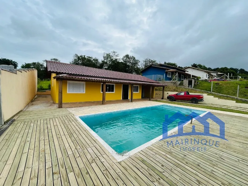 Foto 1 de Fazenda/Sítio com 4 Quartos à venda, 1000m² em Estacao de Moreiras, Mairinque