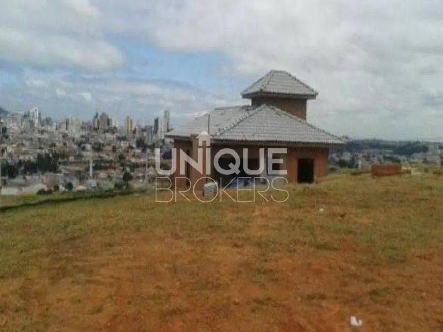 Foto 1 de Lote/Terreno à venda, 226m² em Vila Aparecida, Jundiaí