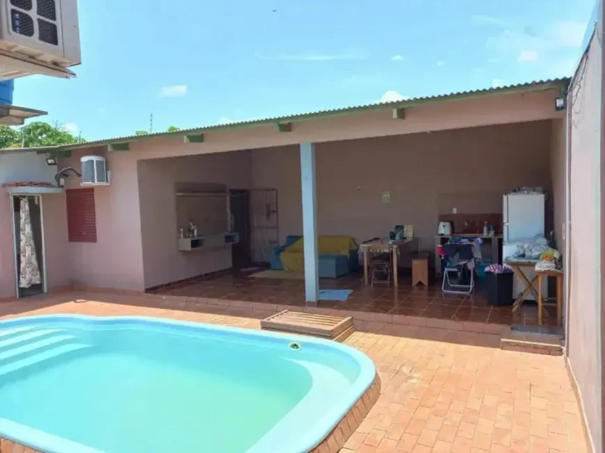 Foto 1 de Casa com 3 Quartos à venda, 180m² em Vila Tibério, Ribeirão Preto