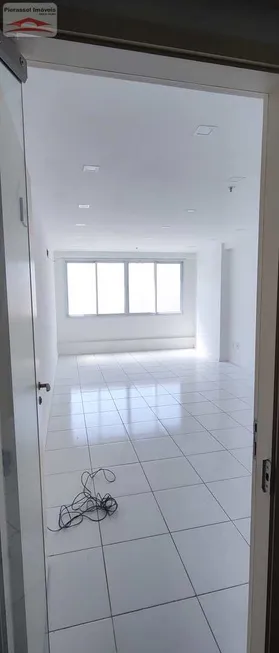 Foto 1 de Sala Comercial para alugar, 27m² em Centro, Niterói