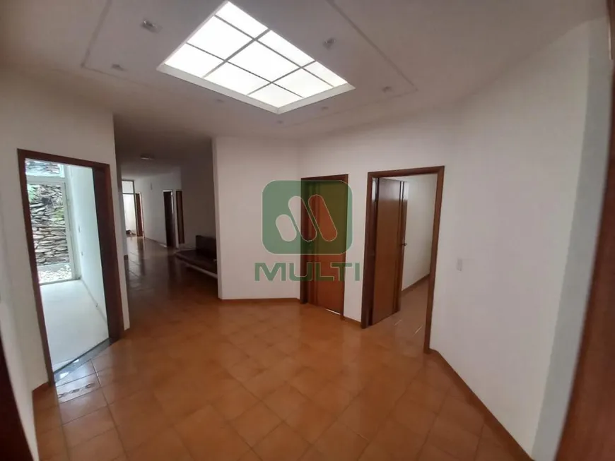 Foto 1 de Casa com 1 Quarto para alugar, 518m² em Centro, Uberlândia