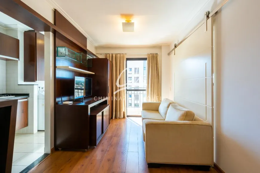 Foto 1 de Apartamento com 1 Quarto para alugar, 45m² em Cambuí, Campinas