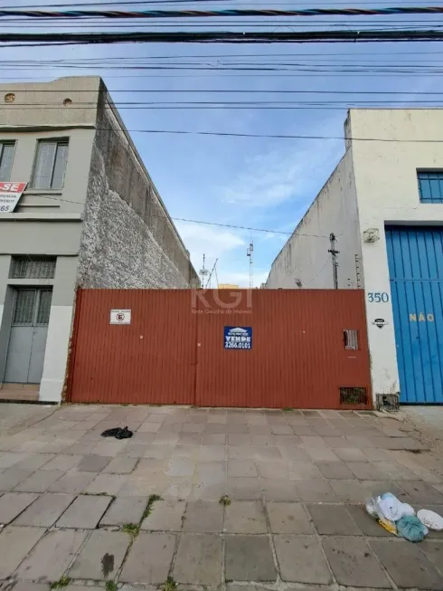 Foto 1 de Lote/Terreno à venda, 173m² em Navegantes, Porto Alegre