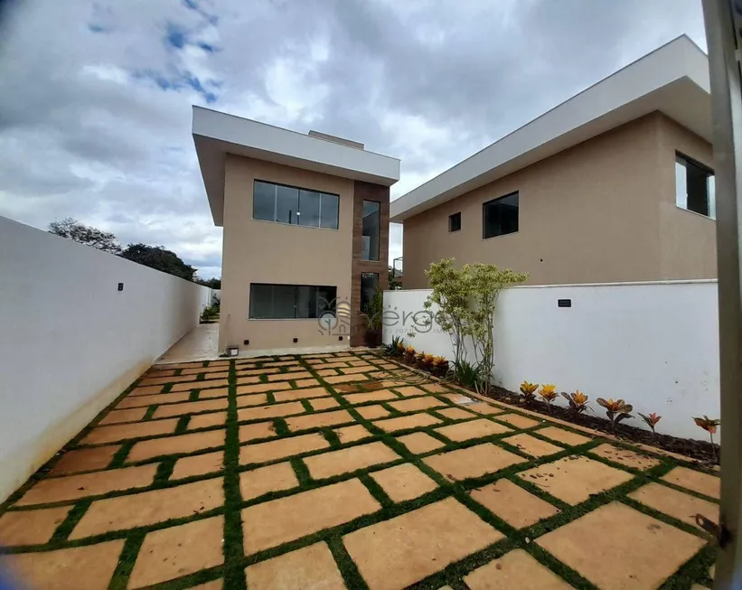 Foto 1 de Casa com 4 Quartos à venda, 129m² em Varzea, Lagoa Santa