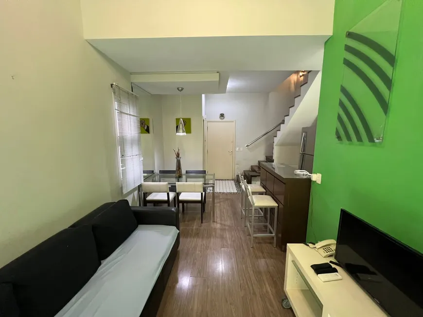 Foto 1 de Apartamento com 1 Quarto à venda, 74m² em Gonzaga, Santos