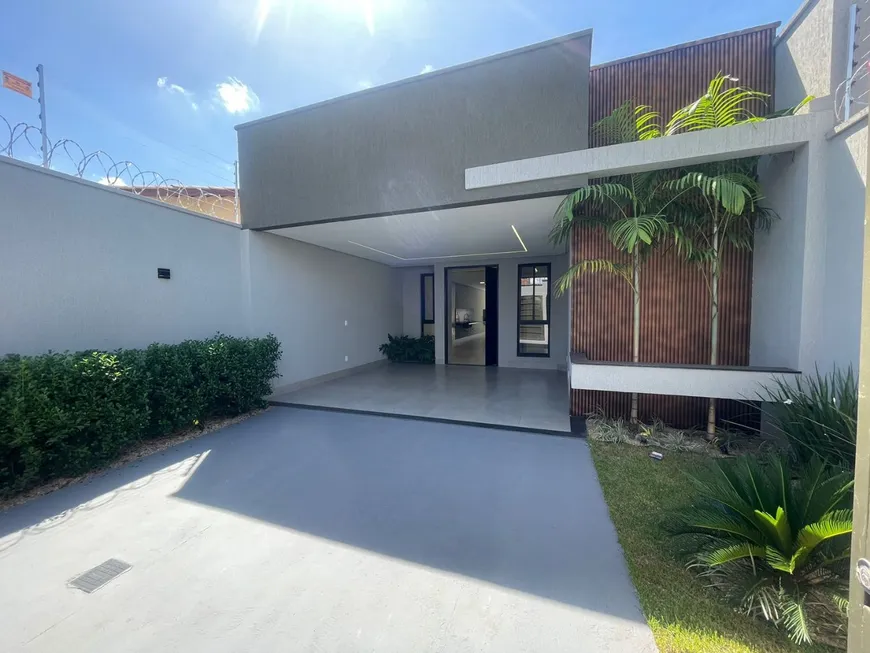 Foto 1 de Casa com 3 Quartos à venda, 150m² em Jardim Atlântico, Goiânia