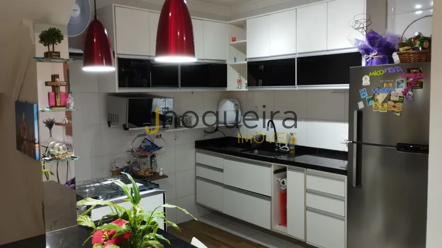 Foto 1 de Casa de Condomínio com 3 Quartos à venda, 75m² em Campo Grande, São Paulo