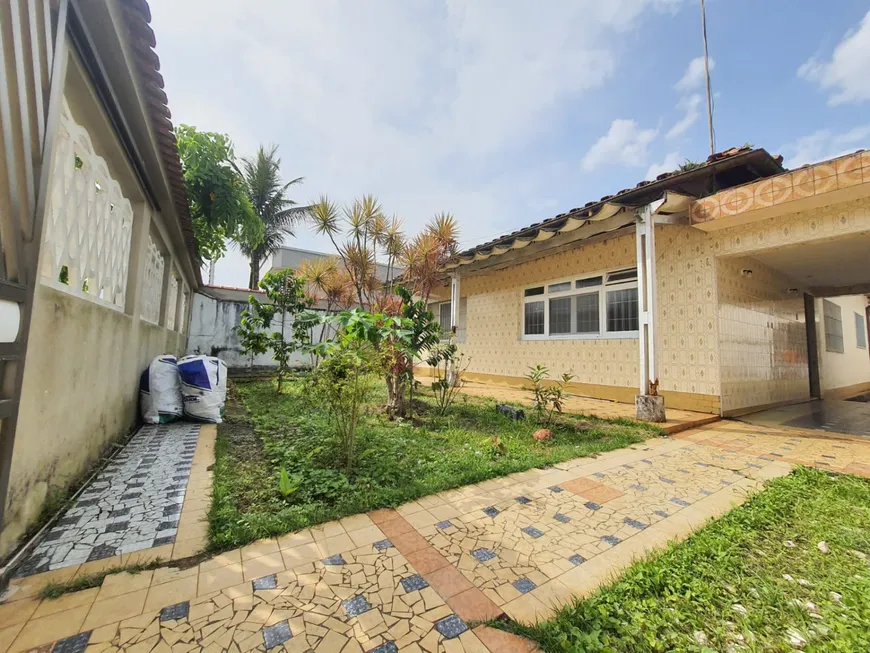Foto 1 de Casa com 2 Quartos à venda, 178m² em Balneario Florida, Praia Grande