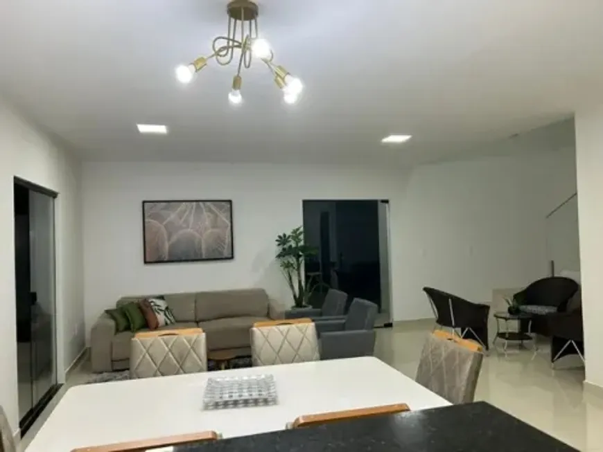 Foto 1 de Casa com 2 Quartos para venda ou aluguel, 89m² em Vila Laura, Salvador