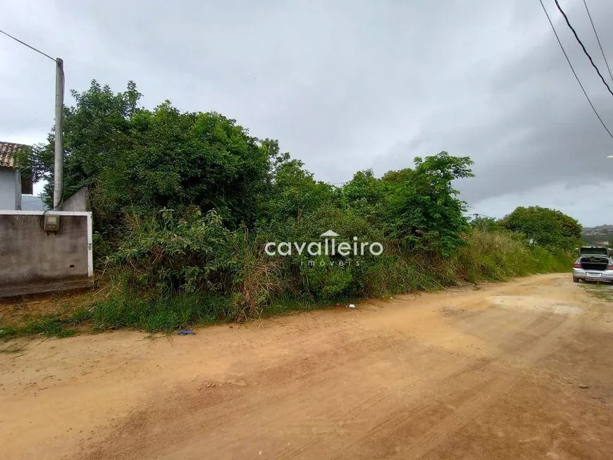 Foto 1 de Lote/Terreno à venda, 360m² em Jacaroá, Maricá
