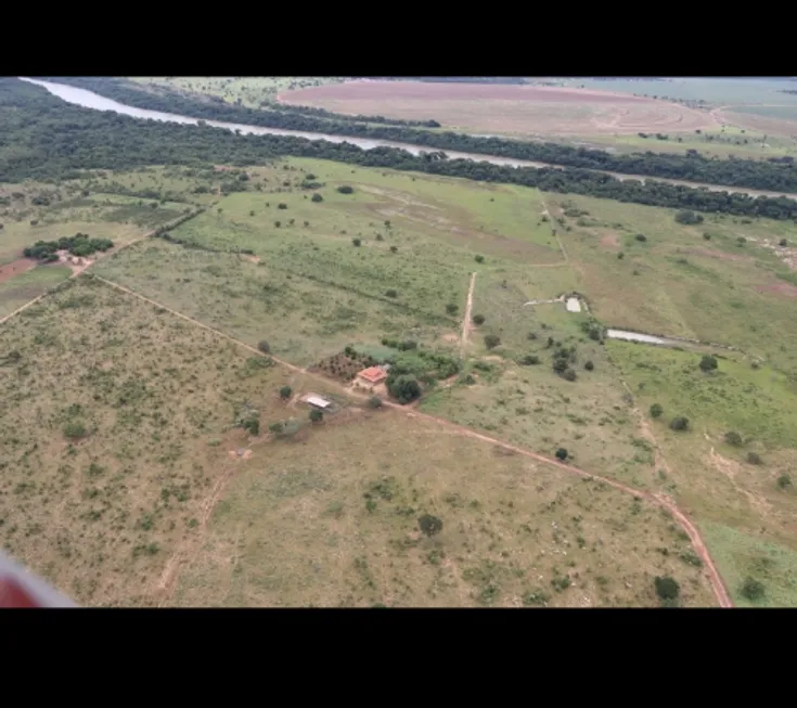 Foto 1 de Fazenda/Sítio à venda em Centro, Brasilândia de Minas