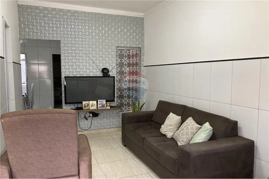 Foto 1 de Casa com 3 Quartos à venda, 60m² em Olaria, Aracaju