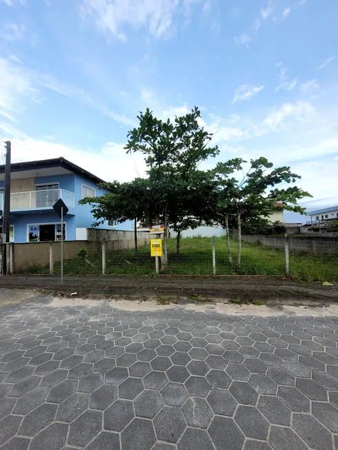 Foto 1 de Lote/Terreno à venda, 490m² em Praia do Ervino, São Francisco do Sul