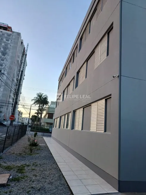 Foto 1 de Apartamento com 3 Quartos à venda, 59m² em Nossa Senhora do Rosário, São José