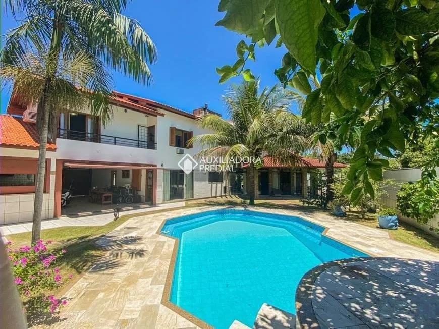 Foto 1 de Casa com 3 Quartos à venda, 412m² em Santa Mônica, Florianópolis