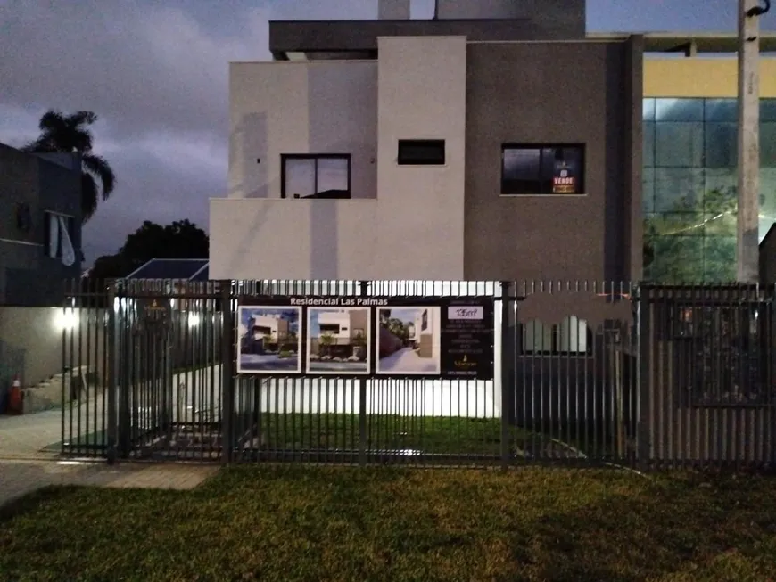 Foto 1 de Sobrado com 3 Quartos à venda, 135m² em São Braz, Curitiba