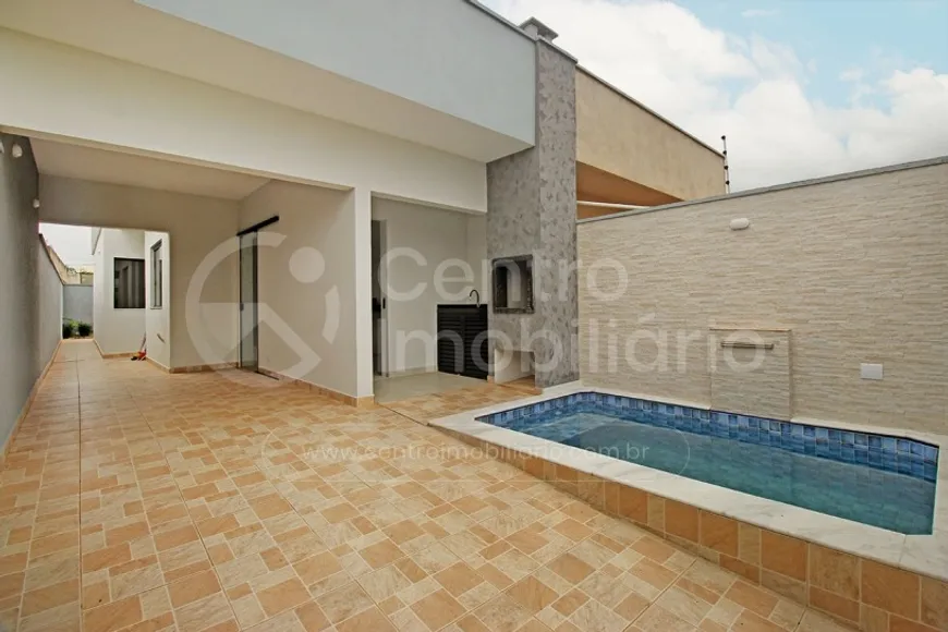 Foto 1 de Casa com 2 Quartos à venda, 78m² em Jardim Imperador, Peruíbe