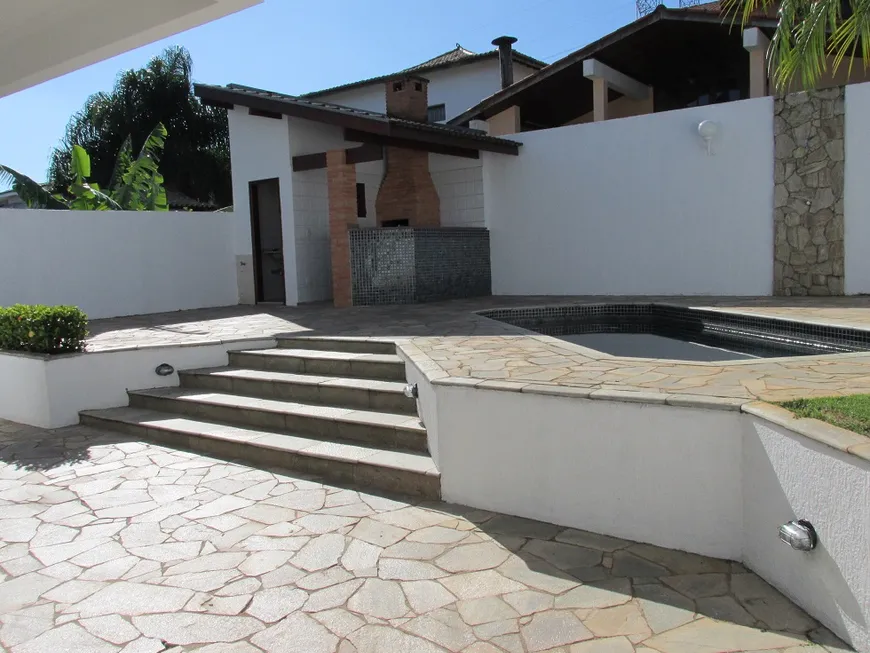 Foto 1 de Casa de Condomínio com 5 Quartos para venda ou aluguel, 360m² em Residencial Seis Alphaville, Santana de Parnaíba