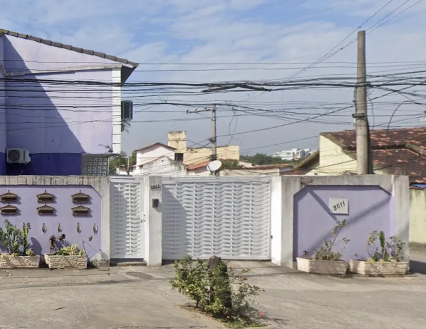 Foto 1 de Casa com 2 Quartos à venda, 69m² em Taquara, Rio de Janeiro