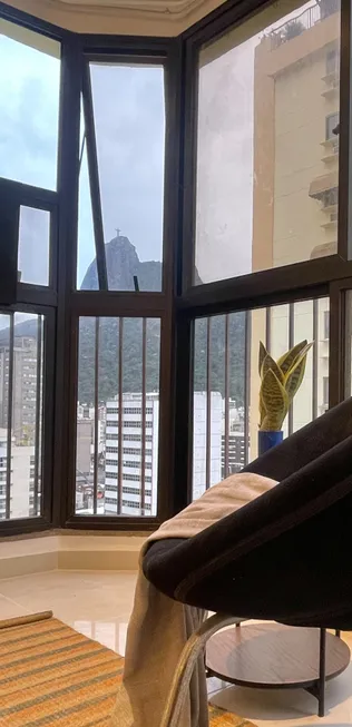 Foto 1 de Apartamento com 3 Quartos à venda, 75m² em Botafogo, Rio de Janeiro