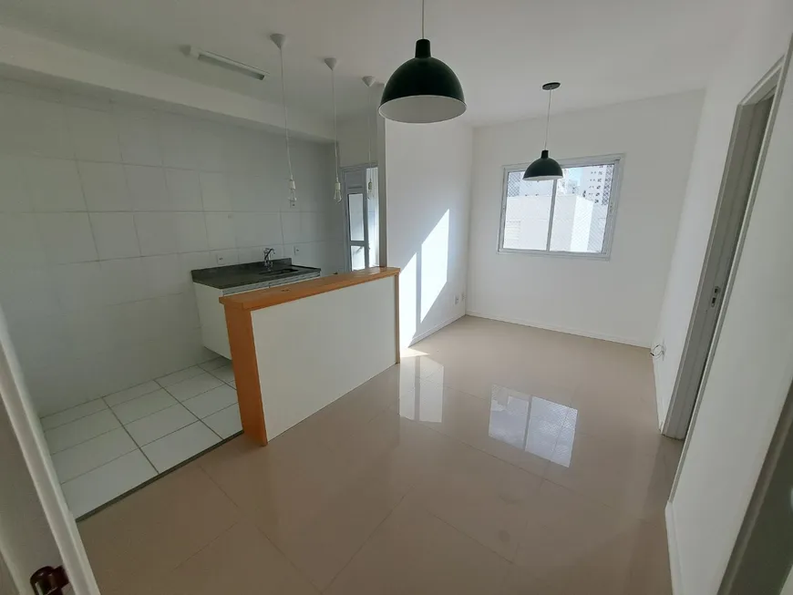 Foto 1 de Apartamento com 1 Quarto para alugar, 33m² em Barra Funda, São Paulo