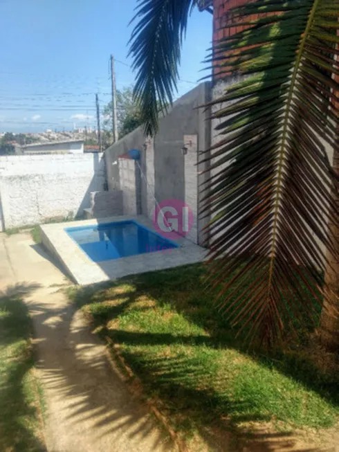 Foto 1 de Casa com 2 Quartos à venda, 250m² em Jardim Santa Herminia, São José dos Campos