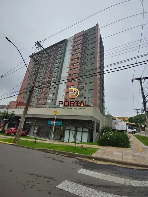 Foto 1 de Apartamento com 3 Quartos para alugar, 82m² em Passo da Areia, Porto Alegre