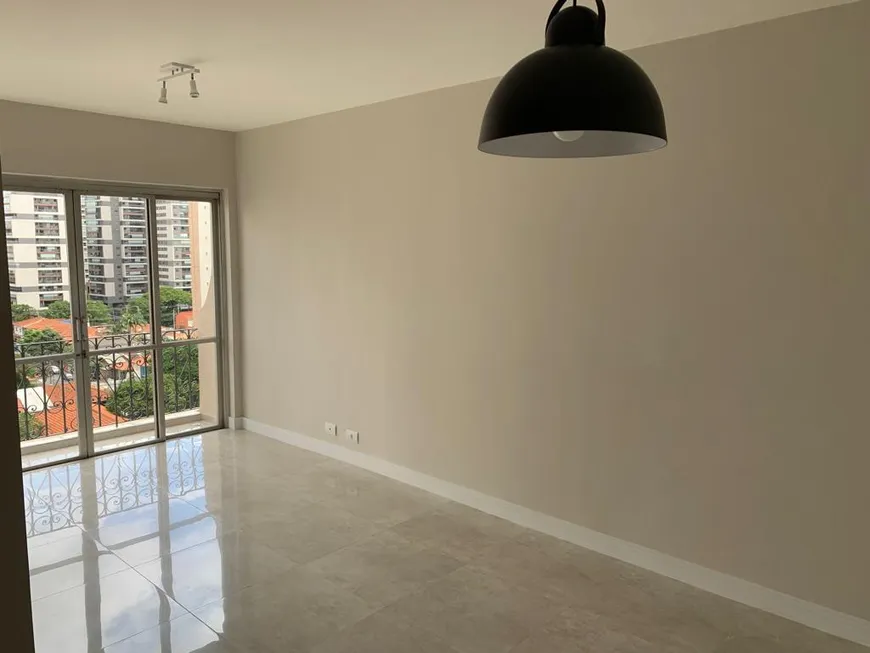 Foto 1 de Apartamento com 2 Quartos à venda, 70m² em Cidade Monções, São Paulo