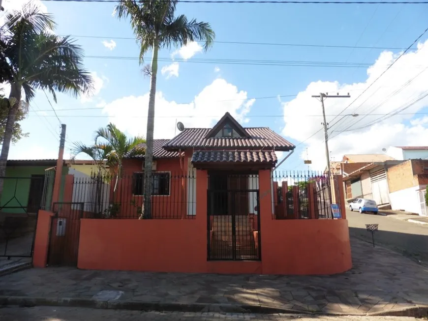 Foto 1 de Sobrado com 2 Quartos à venda, 200m² em Santo Afonso, Novo Hamburgo