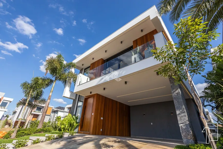 Foto 1 de Casa de Condomínio com 4 Quartos à venda, 300m² em Marechal Rondon, Canoas