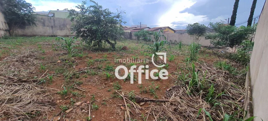 Foto 1 de Lote/Terreno à venda, 670m² em Maracananzinho, Anápolis