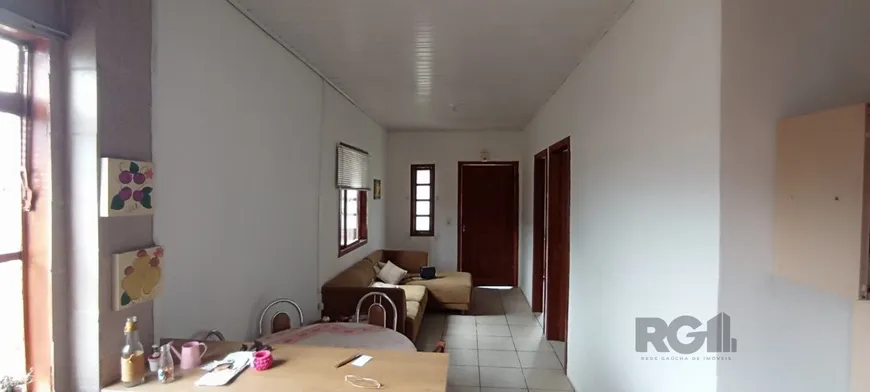 Foto 1 de Casa com 3 Quartos à venda, 299m² em Santa Maria Goretti, Porto Alegre