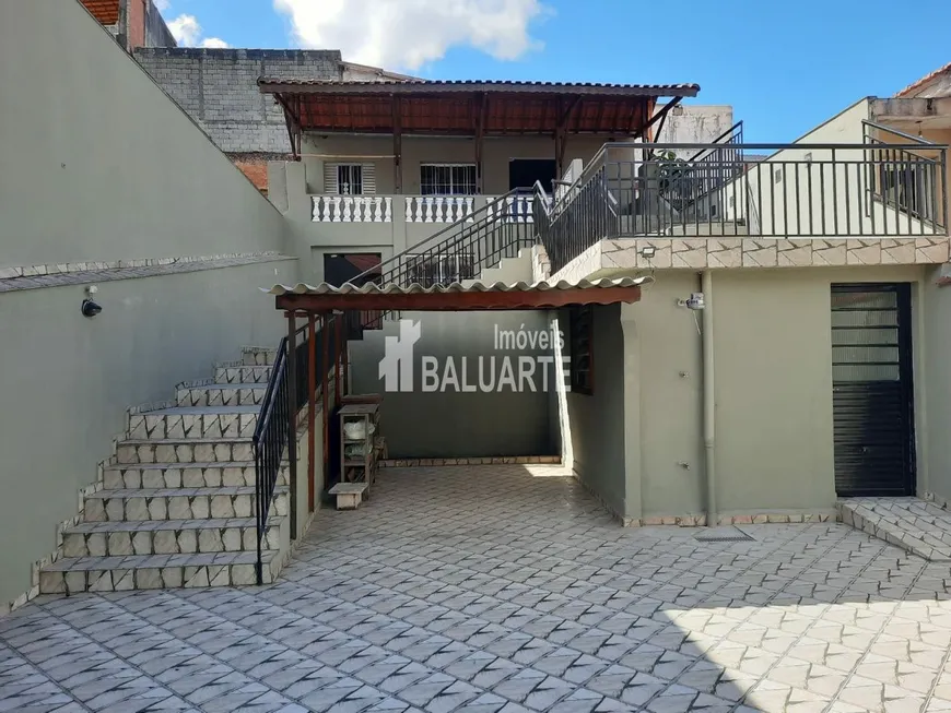 Foto 1 de Casa com 3 Quartos para venda ou aluguel, 149m² em Campo Grande, São Paulo
