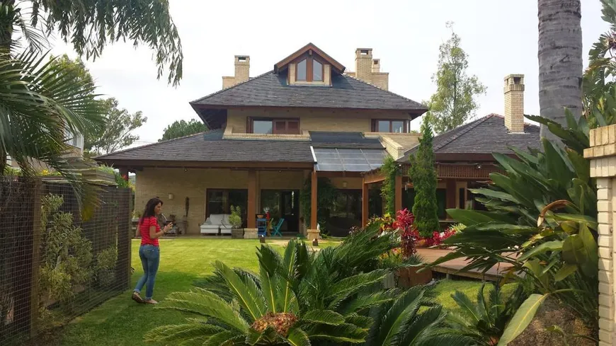 Foto 1 de Casa com 4 Quartos à venda, 600m² em Belém Novo, Porto Alegre