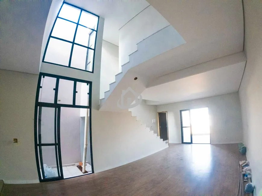 Foto 1 de Casa com 3 Quartos à venda, 160m² em Jardim Magaly, Embu das Artes