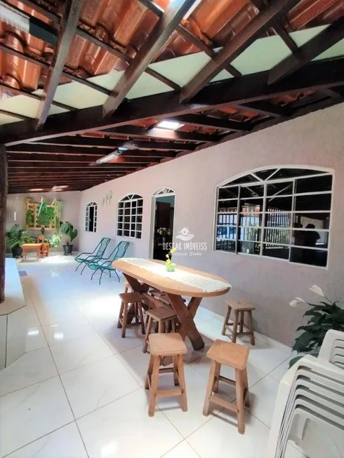 Foto 1 de Casa com 3 Quartos à venda, 169m² em Santa Rosa, Uberlândia