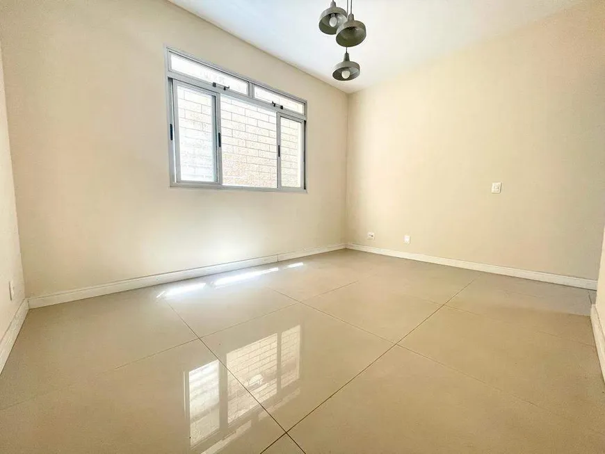 Foto 1 de Apartamento com 3 Quartos para alugar, 134m² em São Luíz, Belo Horizonte