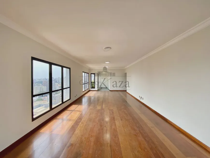 Foto 1 de Apartamento com 4 Quartos à venda, 190m² em Pompeia, São Paulo